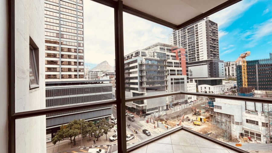 2 Bedroom Property for Sale in Cape Town City Centre Western Cape